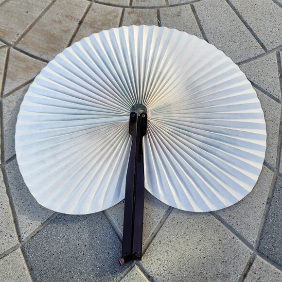 Vintage Hand Painted Floral Accordion Hand Held Paper Fan - Picture 7 of 10